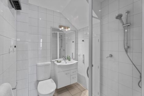 Photo of property in Arno Apartment, 6/8 Mckerrow Place, Sunshine Bay, Queenstown, 9300