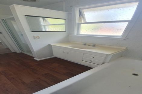 Photo of property in 5 Prestons Road, Redwood, Christchurch, 8051