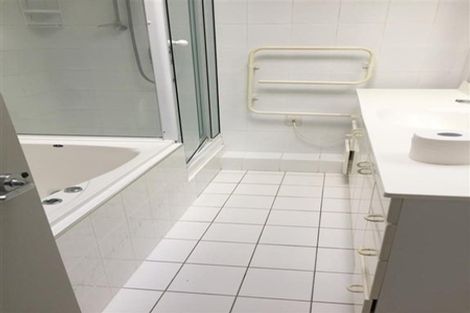 Photo of property in 3 Poseidon Place, Half Moon Bay, Auckland, 2012