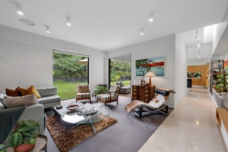 Photo of property in 74b Beach Road, Mellons Bay, Auckland, 2014