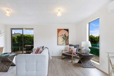 Photo of property in 25 Pinotage Place, Huapai, Kumeu, 0810