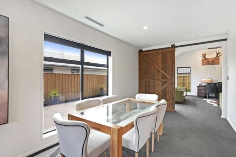 Photo of property in 3 Hunter Lane, Amberley, 7410