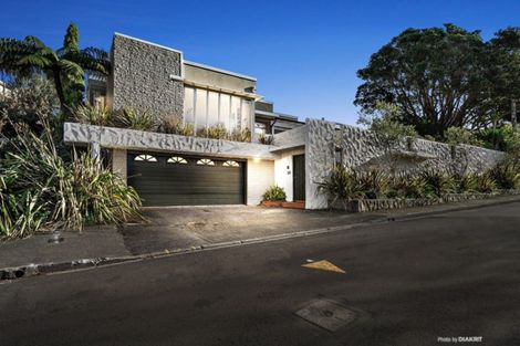 Photo of property in 3 Homewood Avenue, Karori, Wellington, 6012