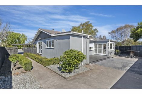 Photo of property in 934 Avonside Drive, Avondale, Christchurch, 8061