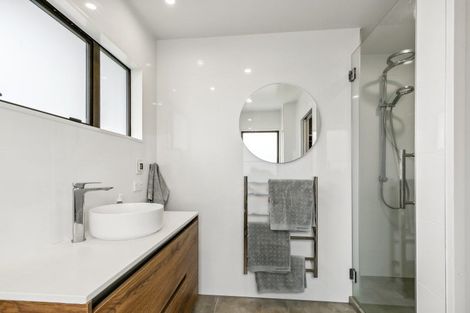 Photo of property in 35 Raumati Terrace, Khandallah, Wellington, 6035