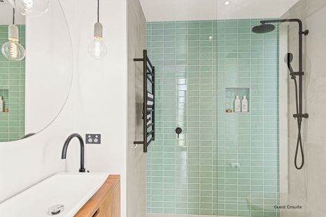 Photo of property in 17 Patiki Place, Omaha, 0986