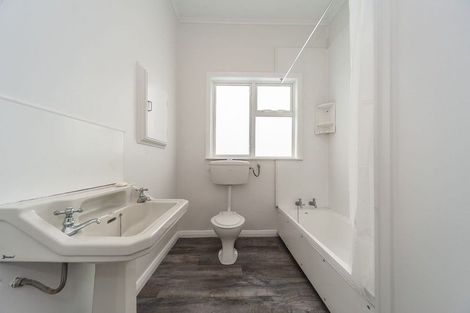 Photo of property in 54 Calabar Road, Miramar, Wellington, 6022