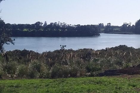 Photo of property in 59 Tahuna Minhinnick Drive, Glenbrook, 2681