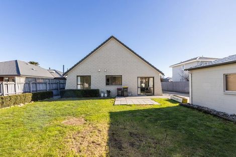 Photo of property in 56 Grimseys Road, Redwood, Christchurch, 8051