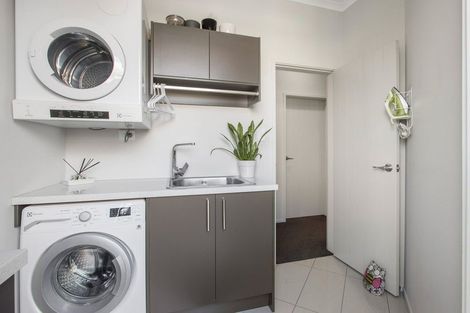 Photo of property in 70 Margaret Drive, Omokoroa, 3114