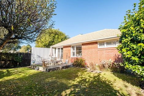 Photo of property in 22 Gainford Street, Avonhead, Christchurch, 8042