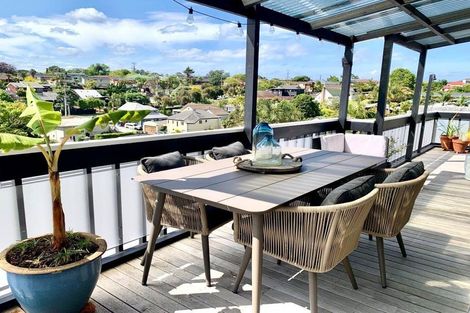 Photo of property in 1/23 Hart Road, Hauraki, Auckland, 0622