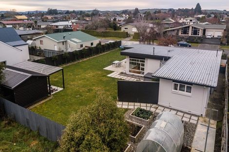 Photo of property in 32 Hillary Street, Winton, 9720