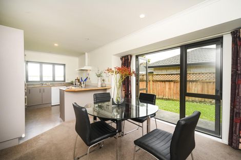 Photo of property in 9 Alpine Grove, Kelvin Grove, Palmerston North, 4414