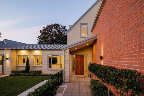 Photo of property in 3 Le Quesnoy Place, Cambridge, 3434