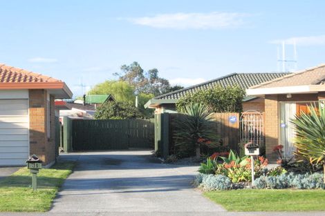 Photo of property in 34 Pacific View Road, Papamoa Beach, Papamoa, 3118