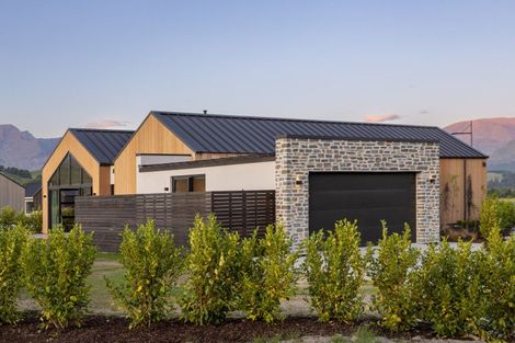 Photo of property in Kawarau Heights, 22 Kawarau Heights Boulevard, Lake Hayes, Queenstown, 9304