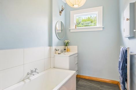 Photo of property in 31 Ocean Road, Paekakariki, 5034