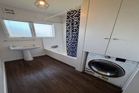 Photo of property in 2/24 Calcutta Street, Khandallah, Wellington, 6035