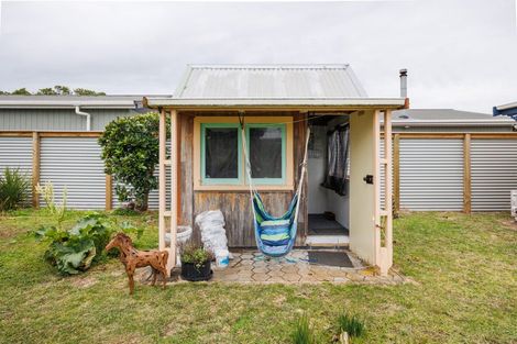 Photo of property in 63 Himatangi Street, Himatangi Beach, Foxton, 4891
