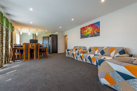 Photo of property in 191 Pacific Drive, Fitzherbert, Palmerston North, 4410