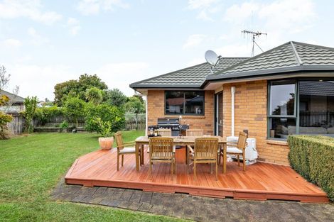 Photo of property in 19 Farnborough Drive, Nawton, Hamilton, 3200