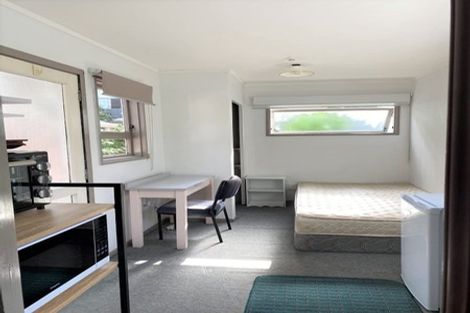 Photo of property in 53 Hawker Street, Mount Victoria, Wellington, 6011