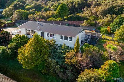 Photo of property in 24 Mimihau Grove, Wainuiomata, Lower Hutt, 5014