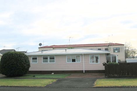 Photo of property in 28 Sayer Street, Frankton, Hamilton, 3204