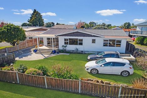 Photo of property in 4 Kowhai Avenue, Edgecumbe, 3120