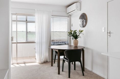 Photo of property in 138b Kingswood Road, Brookfield, Tauranga, 3110