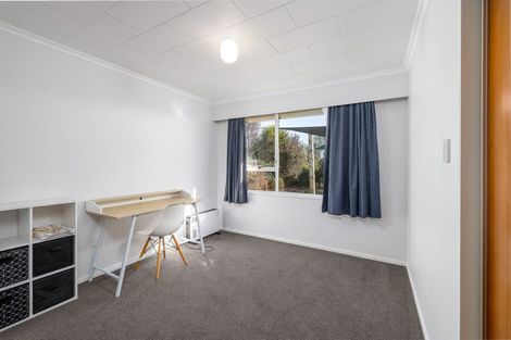 Photo of property in 1 Carlisle Street, Waimate, 7924