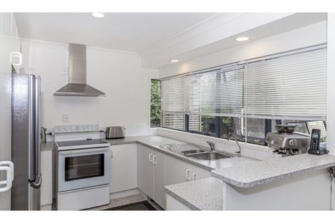 Photo of property in 137 Brightside Road, Stanmore Bay, Whangaparaoa, 0932