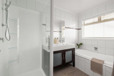 Photo of property in 60 Alva Glen Place, Pyes Pa, Tauranga, 3112