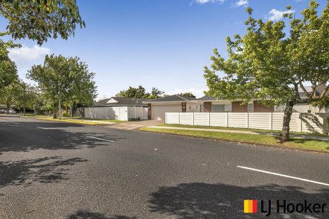 Photo of property in 6 Muirfield Street, Wattle Downs, Auckland, 2103