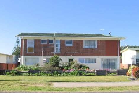 Photo of property in 7 Captain Cook Road, Cooks Beach, Whitianga, 3591