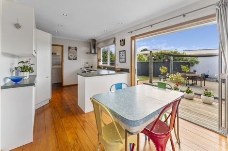 Photo of property in 13 Keats Crescent, Stoke, Nelson, 7011