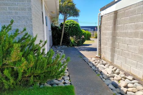 Photo of property in 3/17 Waimairi Road, Upper Riccarton, Christchurch, 8041