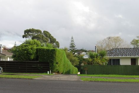 Photo of property in 1/40 Robbies Road, Shelly Park, Auckland, 2014