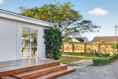 Photo of property in 325 Hills Road, Mairehau, Christchurch, 8013