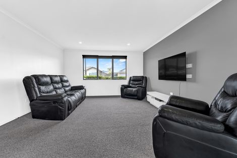 Photo of property in 1 Helenvale Crescent, Pokeno, 2402