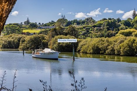 Photo of property in 13 James Kemp Place, Kerikeri, 0230