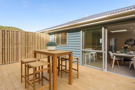 Photo of property in 12a Rarangi Way, Owhiro Bay, Wellington, 6023