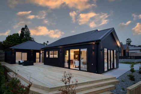 Photo of property in 23 Anehana Place, Stanmore Bay, Whangaparaoa, 0932