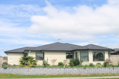 Photo of property in 16 Nautilus Drive, Papamoa Beach, Papamoa, 3118