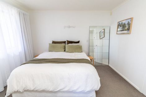 Photo of property in 2a Downing Street, Crofton Downs, Wellington, 6035