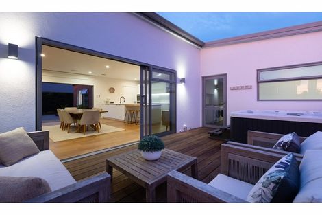 Photo of property in 19 Awatira Drive, Papamoa Beach, Papamoa, 3118