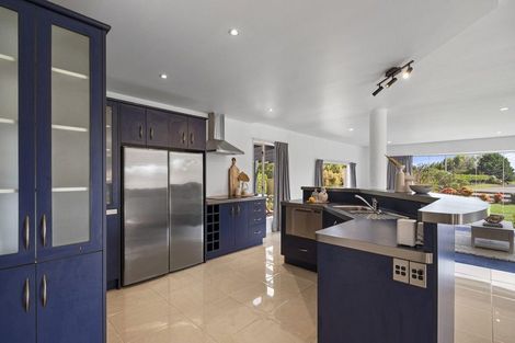 Photo of property in 110 Polson Hill Drive, Aokautere, Palmerston North, 4471