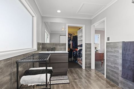 Photo of property in 46a Barrett Road, Whalers Gate, New Plymouth, 4310