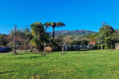 Photo of property in 3 Aylmer Street, Ross, 7812